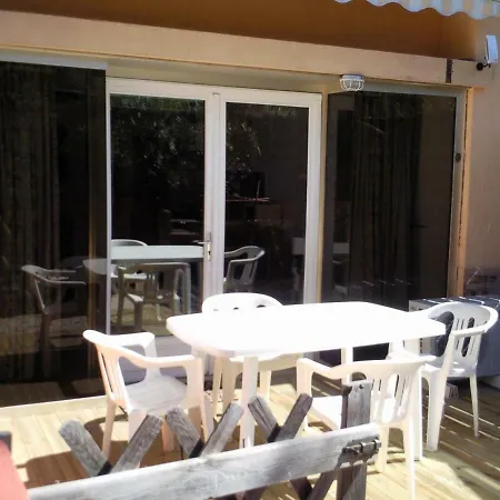 Apartment De Saint Clair A 50m Le Lavandou