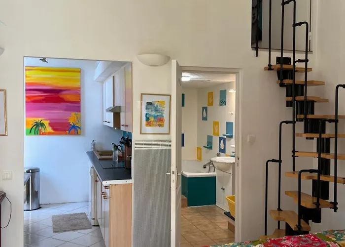 De Saint Clair A 50m Lägenhet *