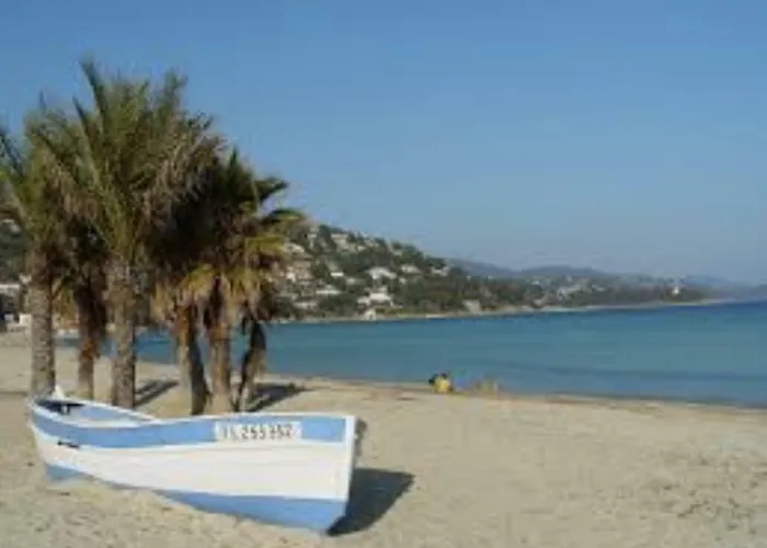 De Saint Clair A 50m Apartment